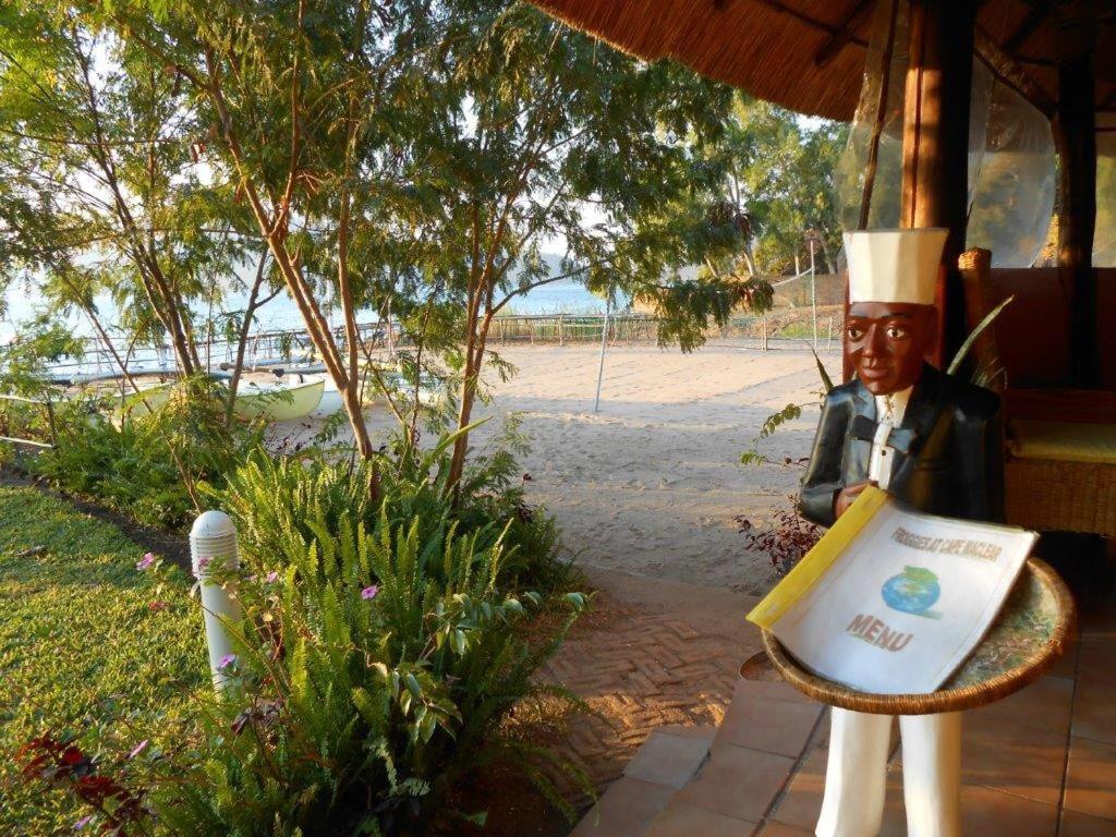 Cape Mac Lodge Cape Maclear ภายนอก รูปภาพ