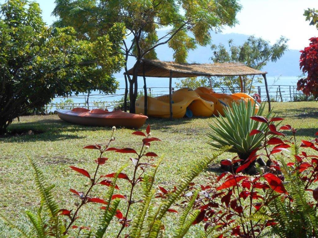 Cape Mac Lodge Cape Maclear ภายนอก รูปภาพ